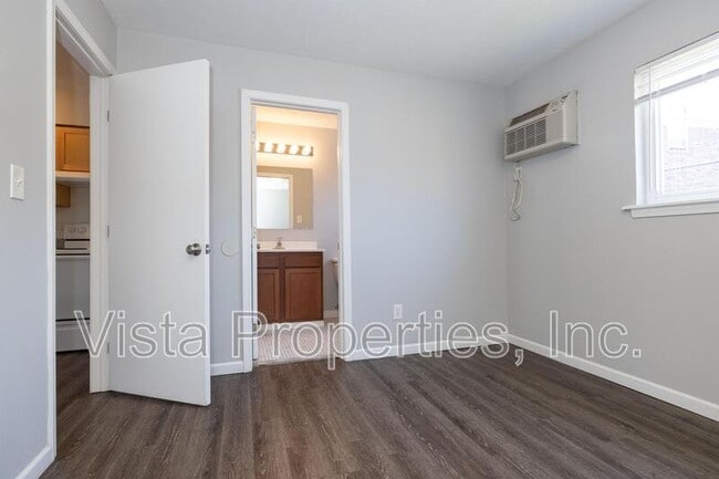 Building Photo - 4806 Saddlebrook Ln