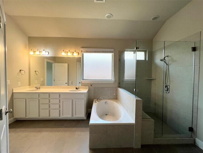 Building Photo - 1400 Little Elm Trail