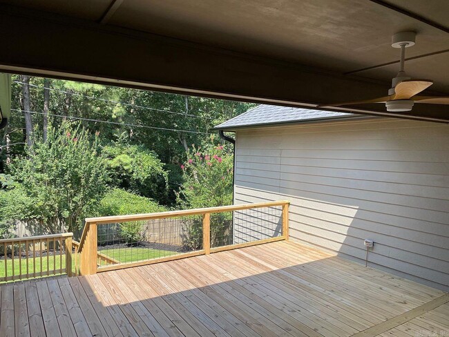 Building Photo - 14302 Westbury Dr