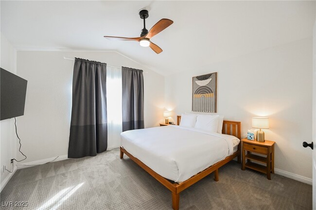 Building Photo - 1640 Crystal Shadows Cir