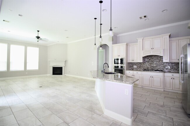 Building Photo - 4806 Blue Caspian Ct