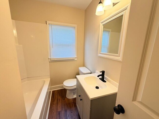 Building Photo - 5541 Court P