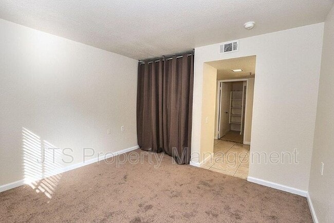 Building Photo - 1019 Dornajo Way