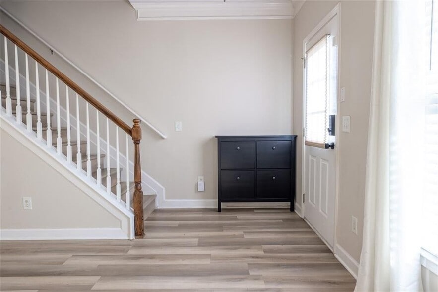 Building Photo - 1232 Harris Commons Pl