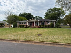 Building Photo - 413 Harolds Dr NW