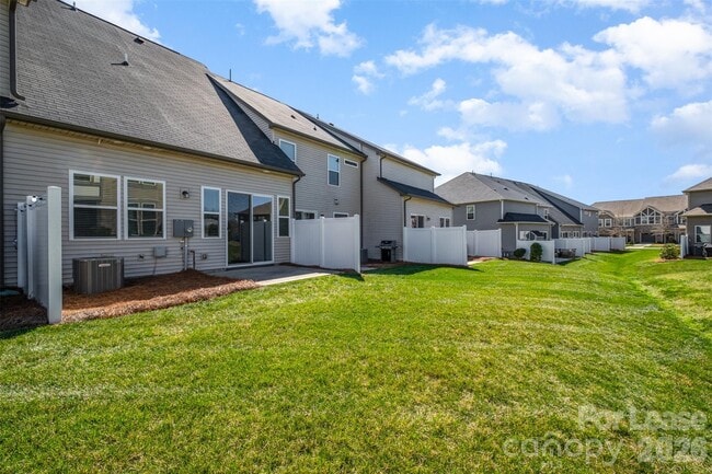 Building Photo - 9320 Glenburn Ln