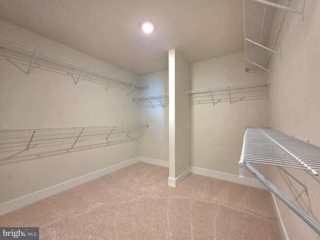 Building Photo - 1552 Meadowlark Glen Rd