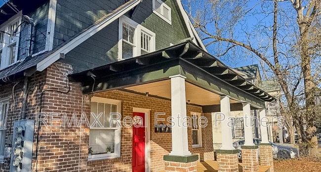 Building Photo - 111 Mable St