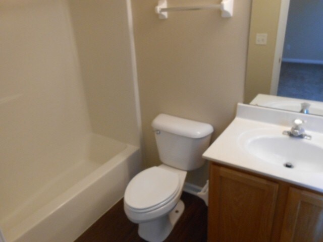 Building Photo - 530 Delaware Crossing