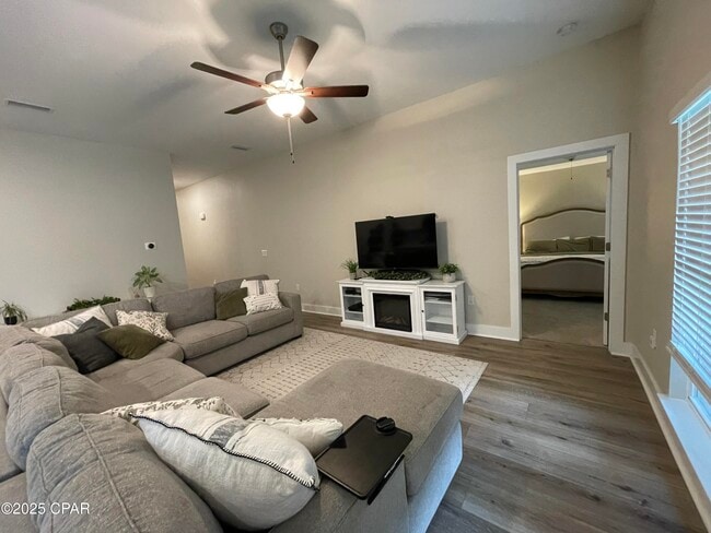 Building Photo - 226 Bayou Bend Ln
