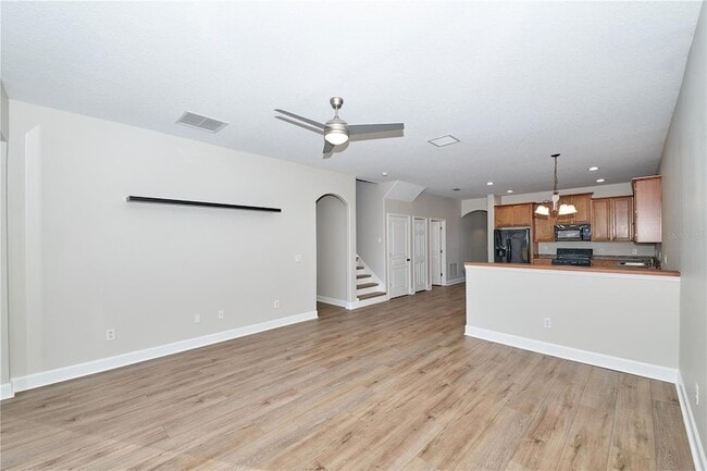 Building Photo - 23903 Sardinia Dr