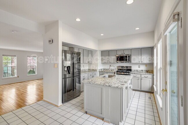 Building Photo - 21217 Millwood Square
