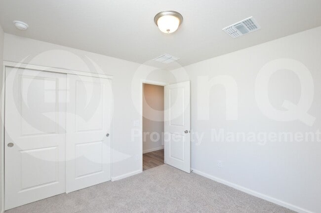 Building Photo - 777 Silvercreek Ln