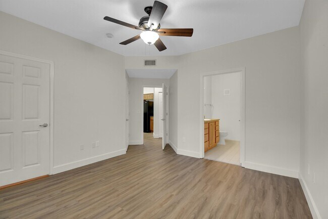 Building Photo - 35111 Harbour Vista Cir