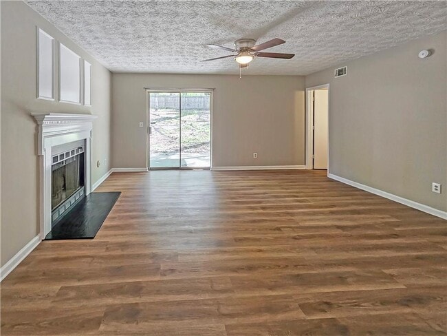 Building Photo - 7080 Greenbower Ln