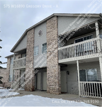 Building Photo - S75W16890-W16890 Gregory Dr