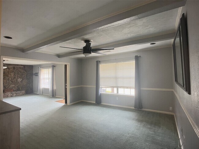 Building Photo - 6633 FM 36