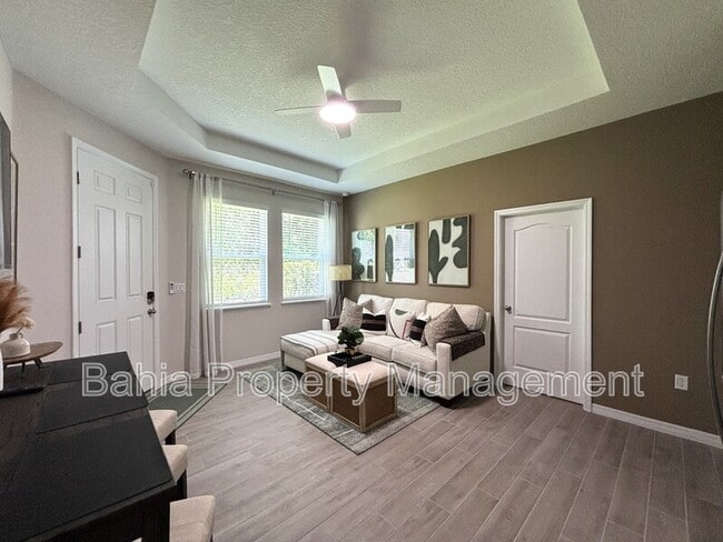 Building Photo - 2168 Greenwood Oak Dr