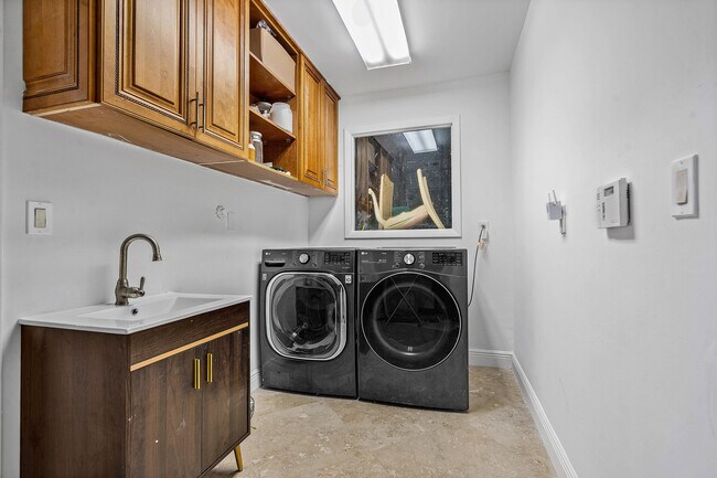 Building Photo - 10391 Boca Woods Ln