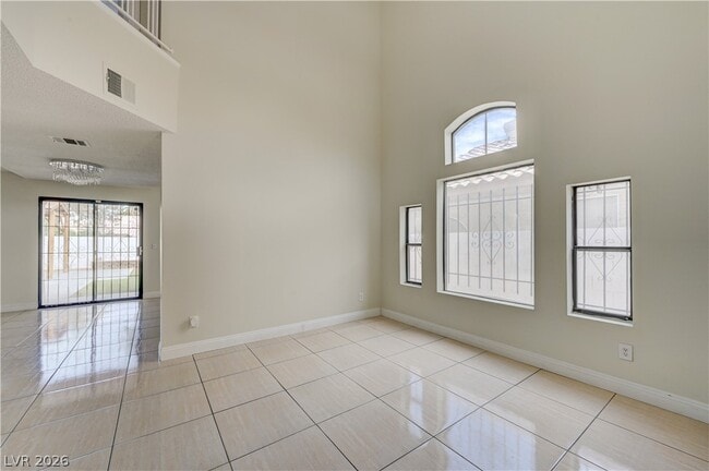 Building Photo - 2616 Camphor Tree St