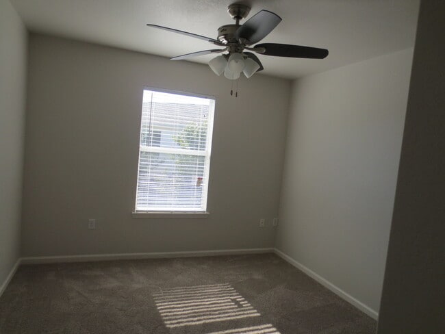 Building Photo - Beautifully Updated 3Bed/2.5Bath Townhouse in the Heart of Destin