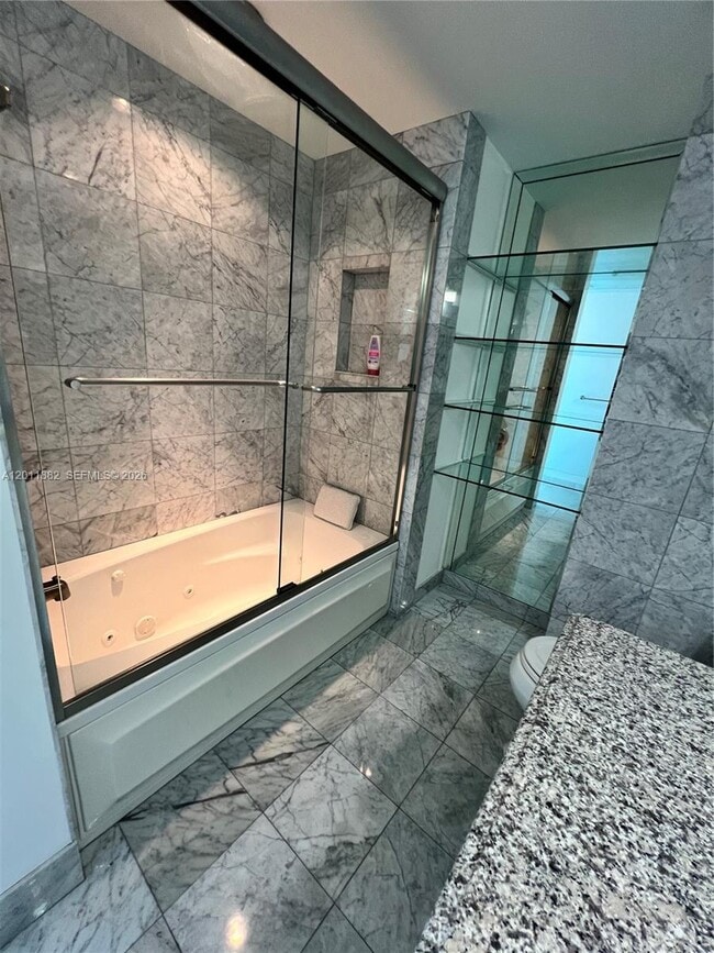 Building Photo - 2101 Brickell Ave
