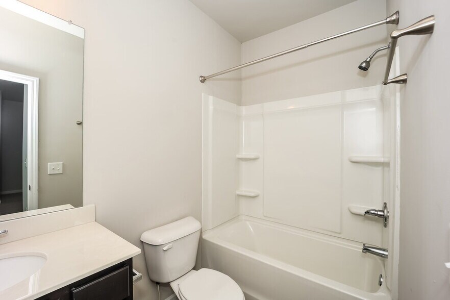 Building Photo - 167 Preserve Dr