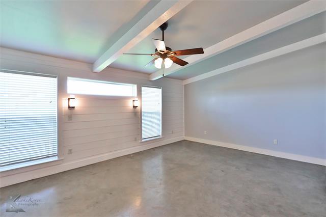 Building Photo - 3802 Carrera Ln