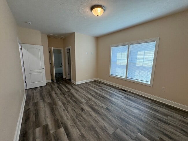 Building Photo - Available for the 2026-2027 leasing term