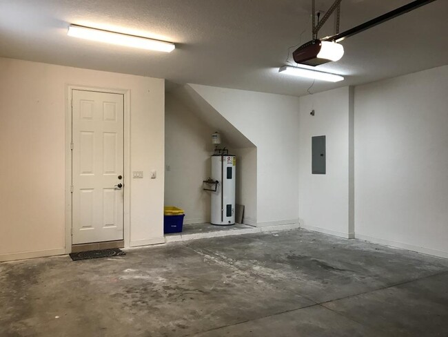 Building Photo - 661 Corte Madera Ln
