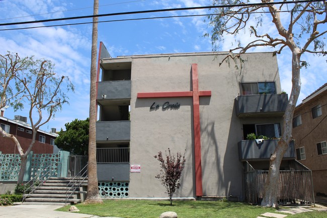 Building Photo - La Croix Apartments