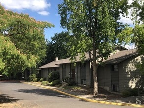Building Photo - Kingcity Apartments