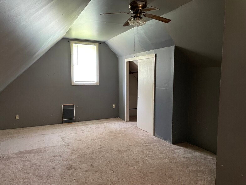 Building Photo - 49 Greer Rd