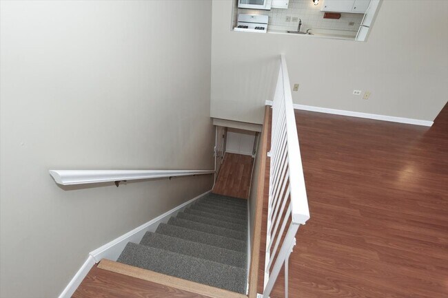Building Photo - 1063 Hampton Harbor