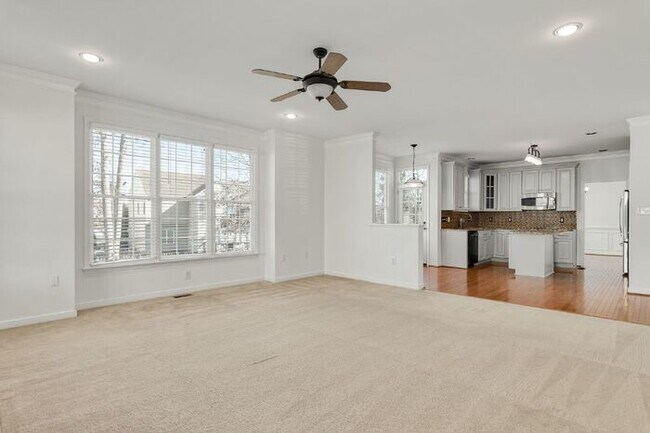 Building Photo - Spacious 5-Bedroom, 3.5-Bath Home in Midlothian – Prime Location & Community Amenities