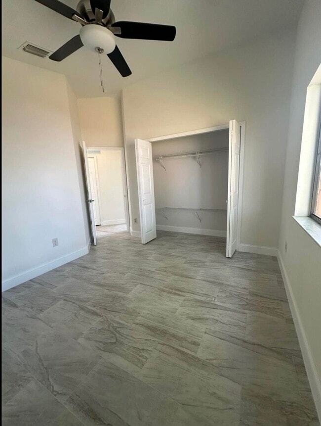 Building Photo - 1275 McDermott Ln