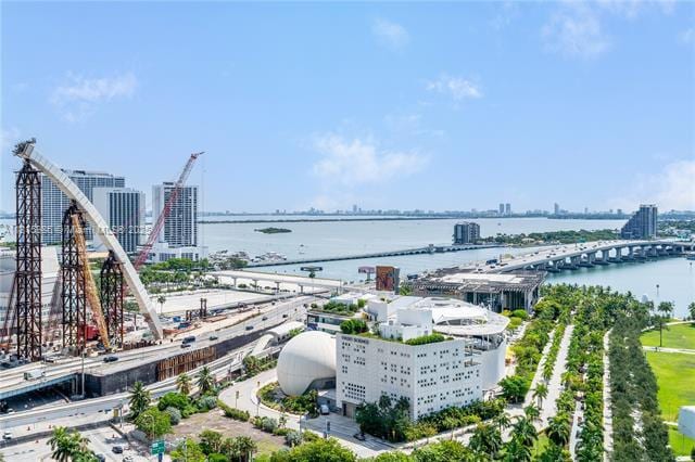 Building Photo - 900 Biscayne