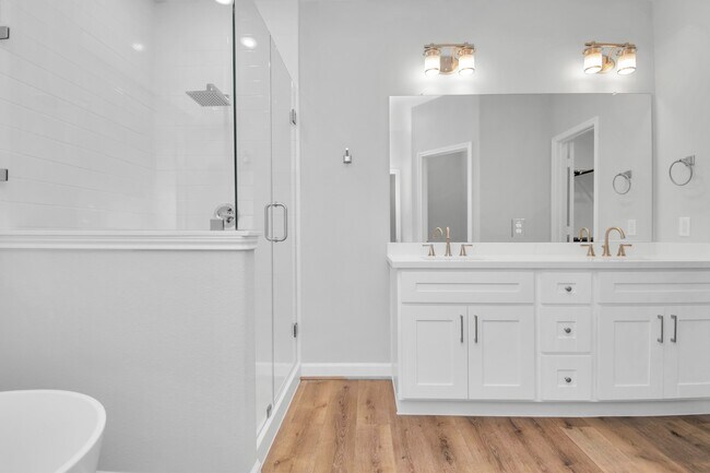 Building Photo - 2333 Hoskins Dr