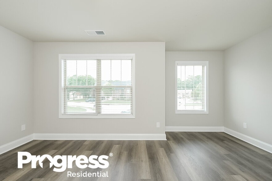 Building Photo - 52 Lafayettes Landing