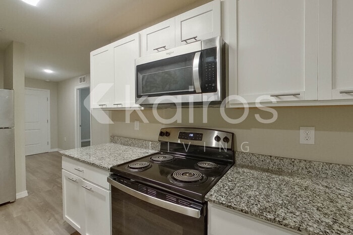 Building Photo - 9131 Aegean Cir