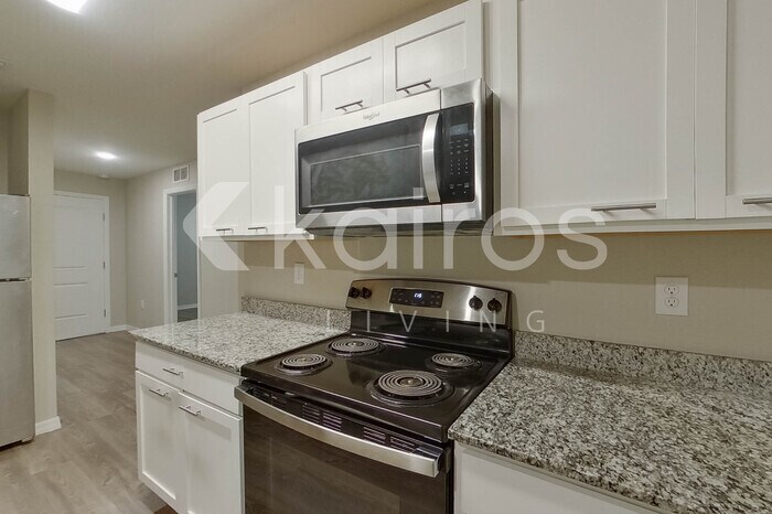 Building Photo - 9131 Aegean Cir