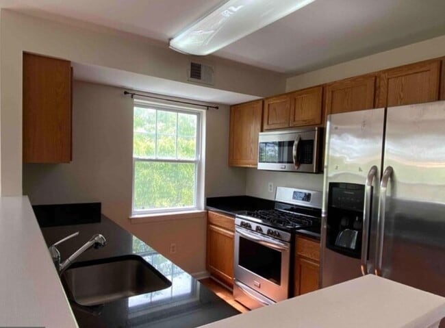Building Photo - Normandy Place #306