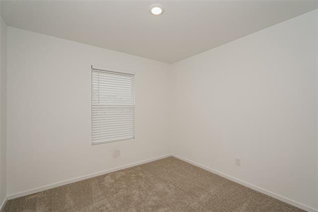 Building Photo - 1129 Tufted Dr