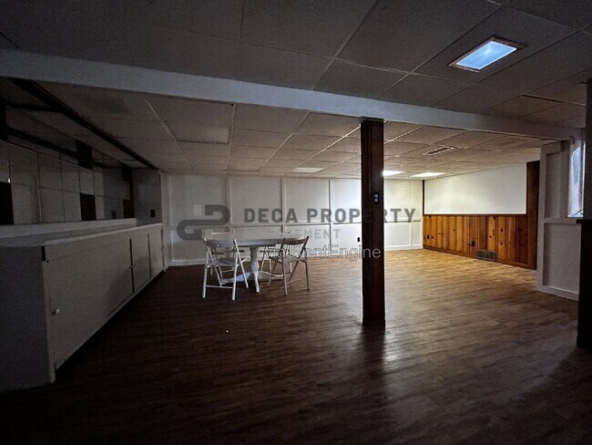 Building Photo - 10922 Juniper Ct