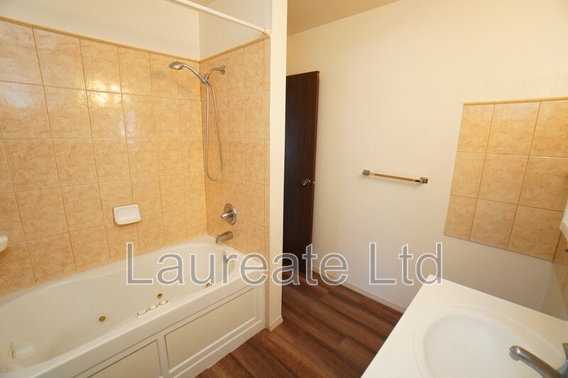 Building Photo - 7755 E Quincy Ave