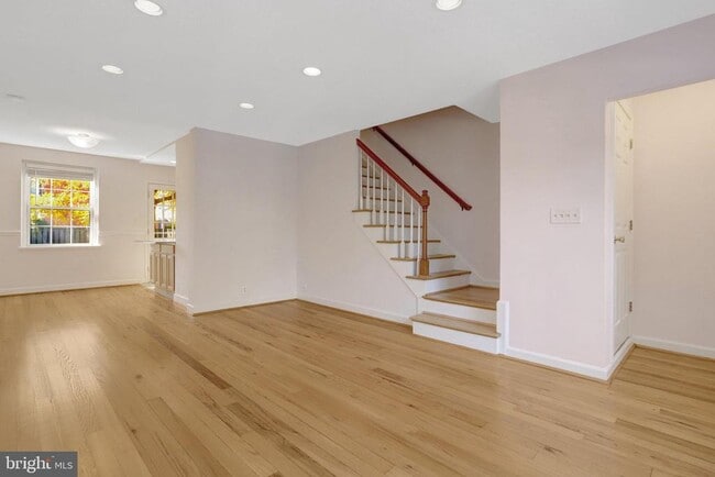 Building Photo - 4326 36th St S