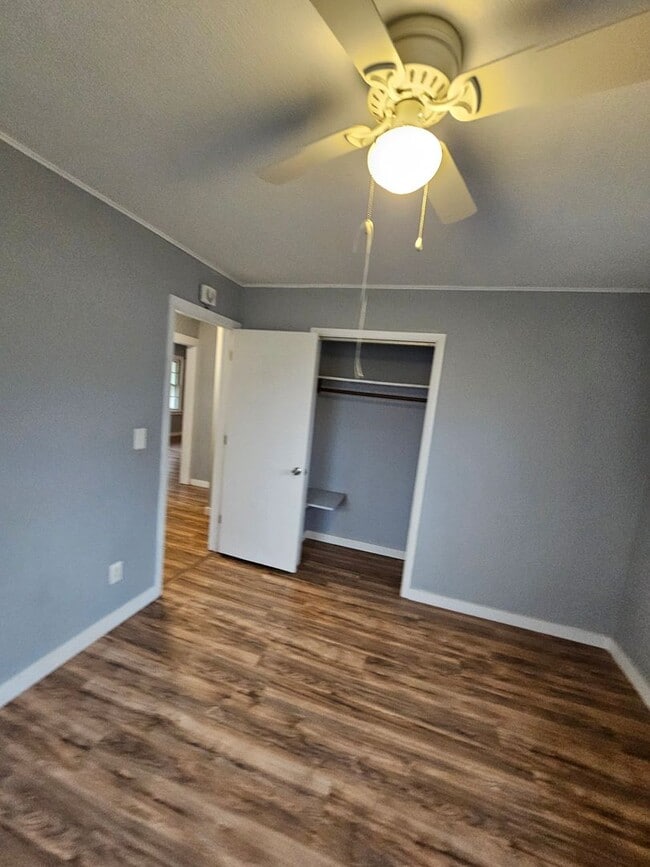 Building Photo - 3 Bedroom 1 Bathroom Home w/ Bonus Off of Gum Branch Rd.