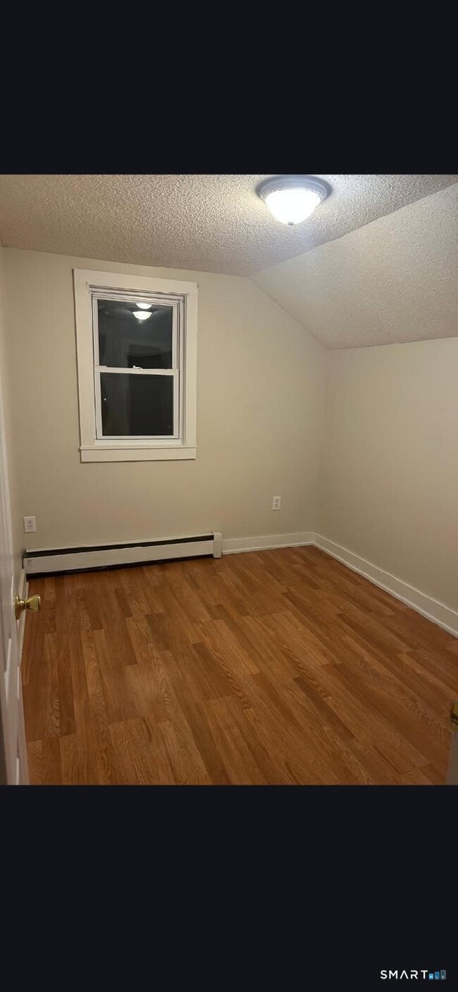 Building Photo - 34 Rock St