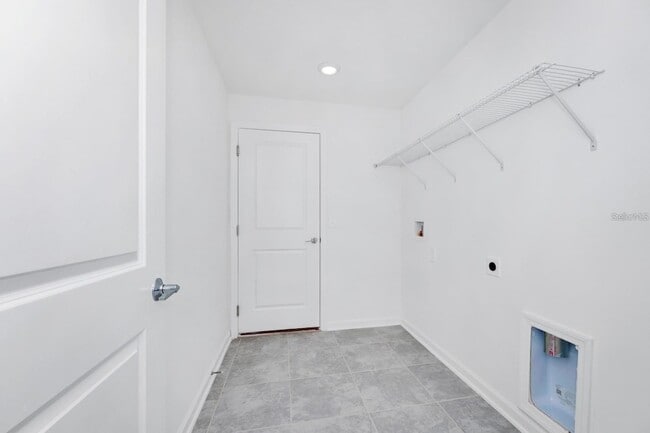 Building Photo - 4057 Ambrose Ave