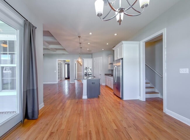 Building Photo - 2508 Goldenrod Wy